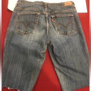 Levi's 515 blue Cut-off Jean Shorts Frayed Hem Red Tab Cotton Spandex Women’s 8